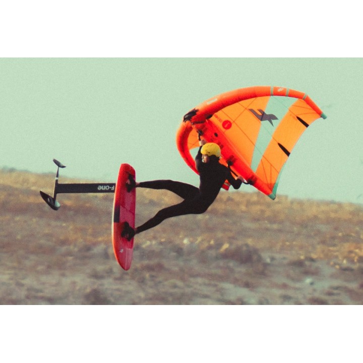 Planche wingfoil F-one rocket wing V4 carbone 2024