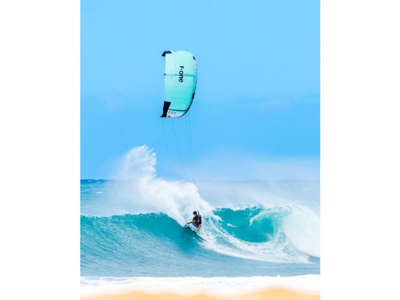 Nouveaux kites de vagues